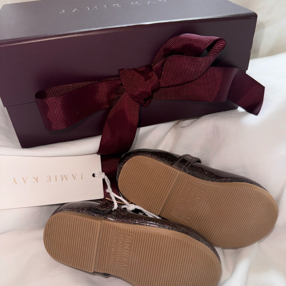 NWT Jamie Kay ballet flats